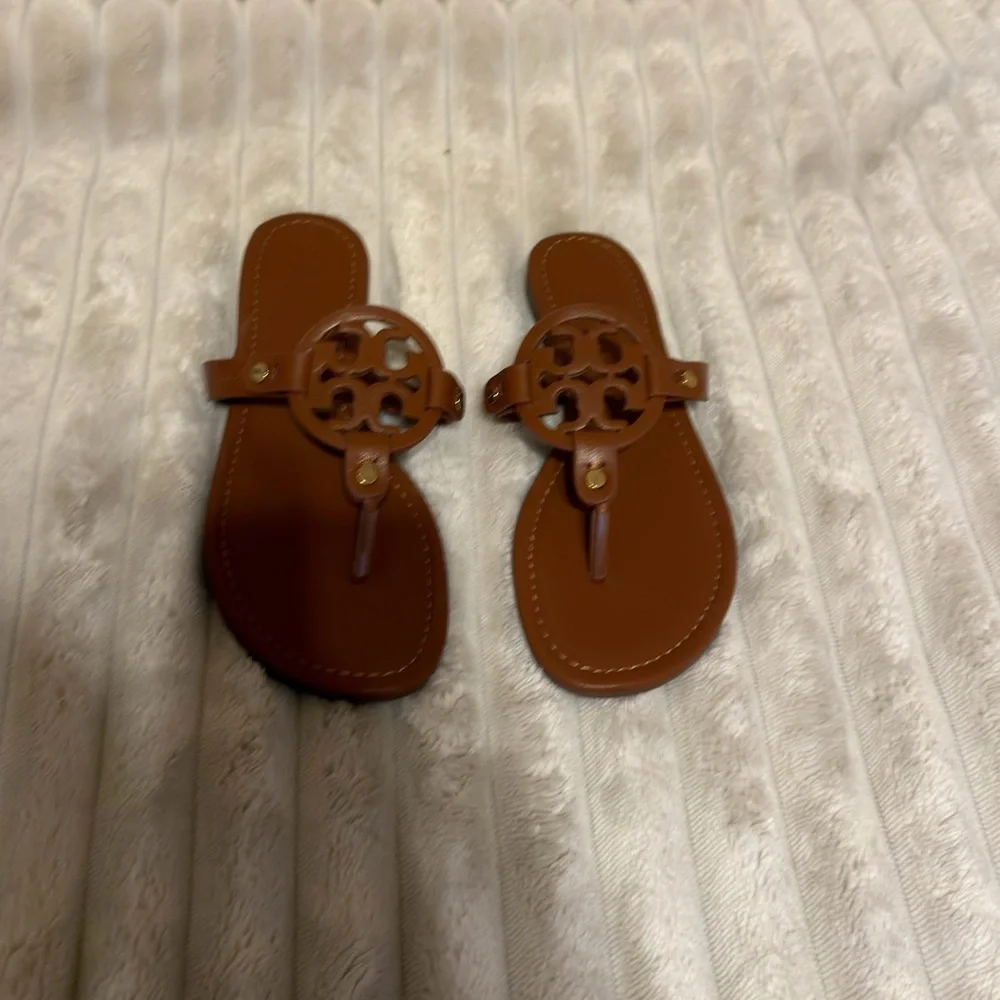 Tory Burch Miller Sandal Brown / Gold Women’s Size 7 / 8 / 9 - Picture 2 of 5